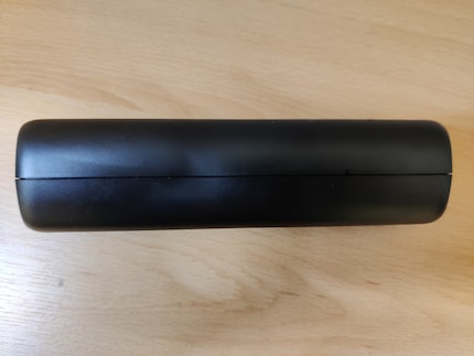 … and can close if you remove the protective cover for the brush head.