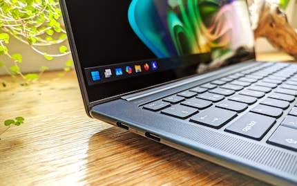 De USB-C poorten ondersteunen Power Delivery 3.1 en DisplayPort 1.4.