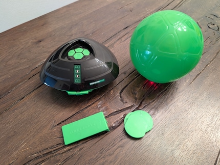 Bal, robot en het bescheiden accessoire.