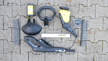 Een paar eenvoudige stappen zijn voldoende om van de losse onderdelen een machine te maken voor de strijd tegen onkruid.
