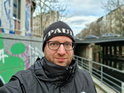 Selfies, hier met actieve portretmodus, zien er goed uit.