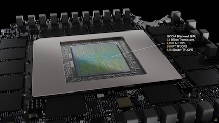 Vue sur le GPU de la RTX 5090.