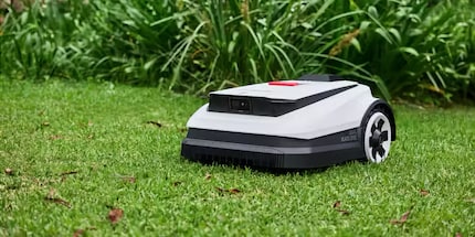 The Goat O500 from Ecovacs runs exclusively on sight without a satellite.