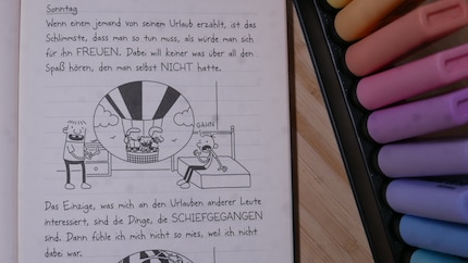 Dik boek, veel tekeningen: Dankzij de komische elementen blijven kinderen betrokken tijdens het lezen.