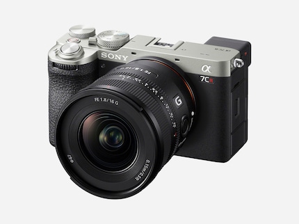 Das neue 16mm passt gut an eine kompakte Kamera wie die Alpha 7C R