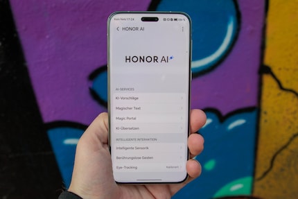 Honor collects the settings for its AI tools in one menu item.