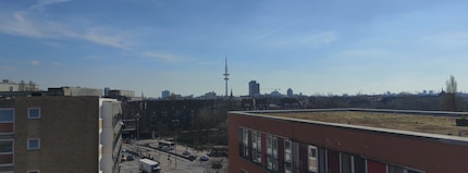 Xpan mode allows you to take panoramic shots without rotating the phone.