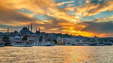 Proxima Centauri verstopt zich in Istanbul. Het zou in ieder geval een goede 2443 kilometer verwijderd zijn van onze Lego-zon.
