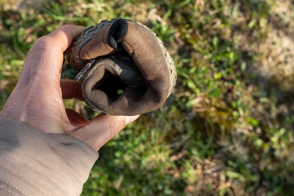 Die Sohle ist so dünn, dass sich der Schuh problemlos rollen lässt.