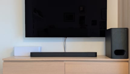 Zur Einordnung: Das da oben ist ein 55-Zoll-Fernseher.