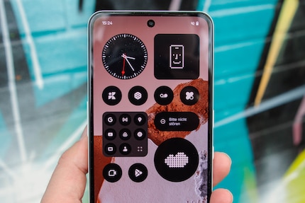 Among other things, Nothing gives you the option of making the app icons monochrome.