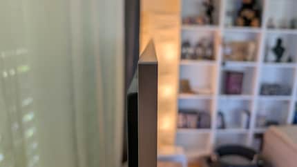 De G5 ziet er van de zijkant bijna uit als een glazen ruit - net als Gallery.