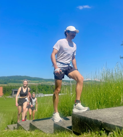 Opkomende ster: Alessio Aretano wint de race na 25 ronden en 167,6 kilometer.
