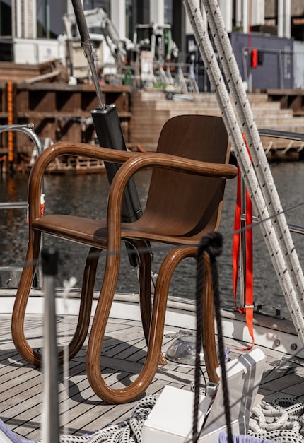 Kolho Chair, plywood.