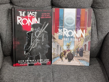 Die beiden vorherigen Comics im Hardcover der «The Last Ronin»-Reihe.
