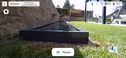 Wenn du möchtest, kannst du den Yuka Mini auch als fahrende Überwachungskamera einsetzen. Dank WLAN hast du Zugriff auf Livebilder und kannst dich in deinem Garten umschauen, während du an einem fernen Strand liegst.