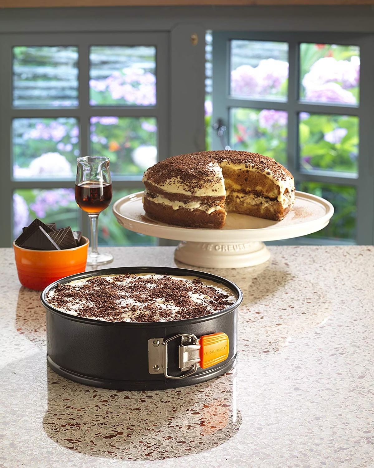 The best Le Creuset Cake molds for 2025 on Galaxus